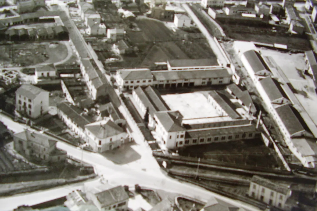 Foto storica fondazione Pellini